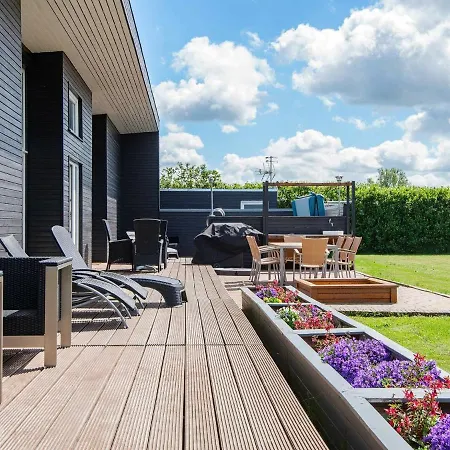Holiday Xlvi Hemmet