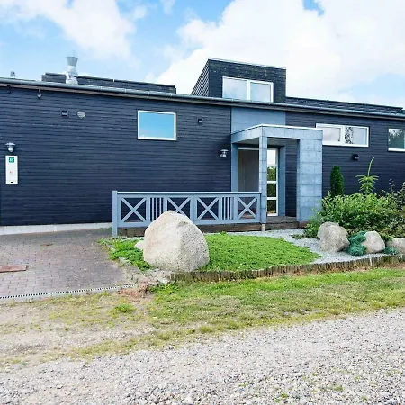 Holiday Xlvi Semesterbostad